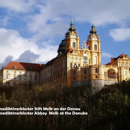 Апартаменты Gaestehaus Am Weinberg - Schlager *