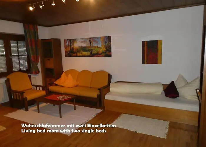 Gaestehaus Am Weinberg - Schlager *