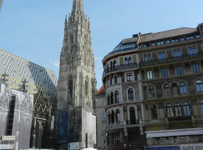 Gaestehaus Am Weinberg - Schlager *